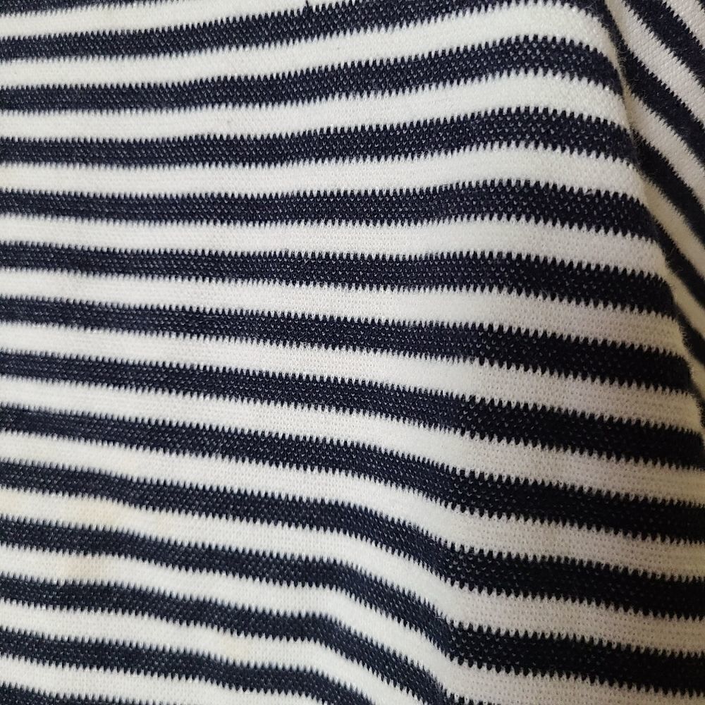 Express Striped Short Sleeve Top - Picture 2 of 8
